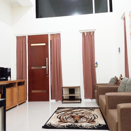 Villa Oth Pesona 38 باتو المظهر الخارجي الصورة